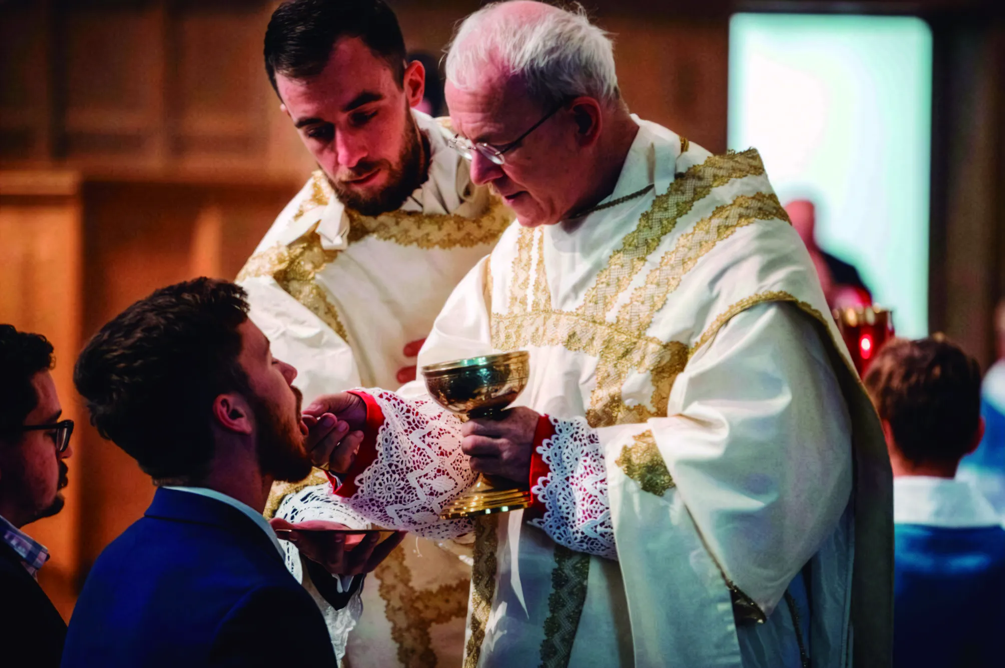 "Missa Tradicional e Comunhão Eclesial: Esclarecendo as Objeções"